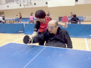 障害者アスリートマルチサポート事業卓球競技練習会・交流会の様子