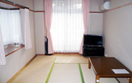 家族療法棟居室　和室の写真